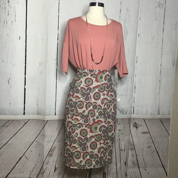 Lularoe Cassie Skirt - Picture 4 of 13